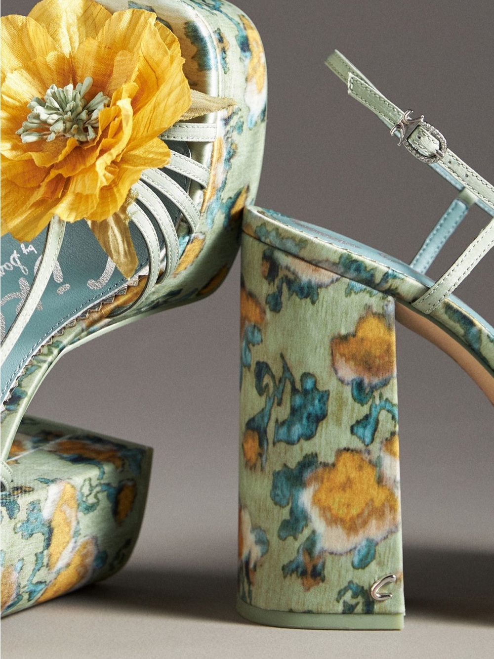 NWT - Size 8.5 - Circus NY by Sam Edelman Siena Flower Block Heels - Picture 3 of 3
